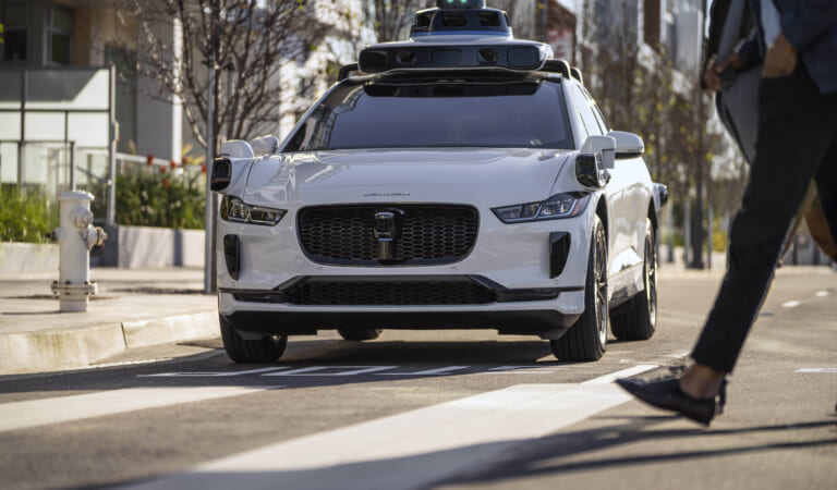 Waymo and Uber Eats start human-less food deliveries in Phoenix
